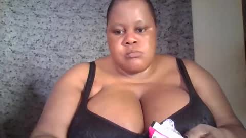 ebony_magixs online show from 09/19/25, 07:14