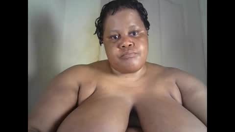 ebony_magixs online show from 10/12/25, 02:21