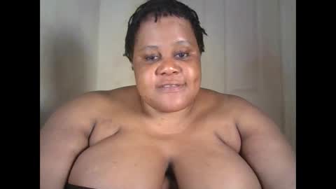 ebony_magixs online show from 10/20/25, 07:36