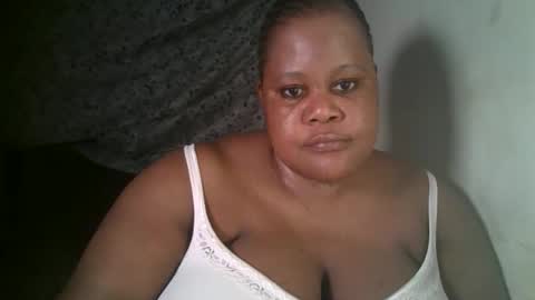 ebony_magixs online show from 04/14/26, 10:32