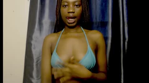 Ella online show from 10/18/25, 09:54