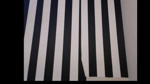 Ella online show from 11/06/25, 12:44