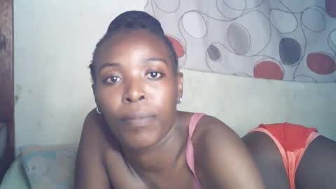 Snapshot of ebony_phoenix12 chatting on 10/08/25, 06:38 ebony_phoenix12 online show from 10/08/25, 06:38