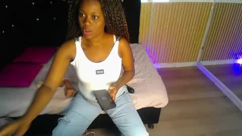 Snapshot of ebony_rizon chatting on 06/08/26, 02:06 ebony_rizon online show from 06/08/26, 02:06