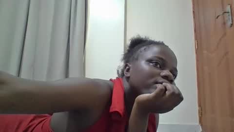 Snapshot of ebony_tasha chatting on 06/01/26, 05:20 tasha online show from 06/01/26, 05:20