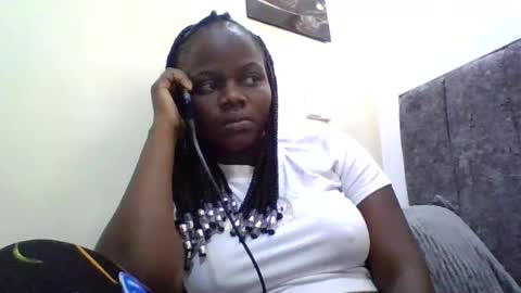 Snapshot of ebony_tasha chatting on 06/14/26, 07:32 tasha online show from 06/14/26, 07:32