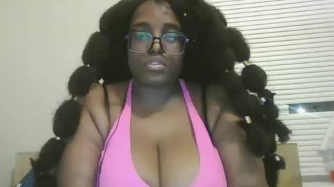 ebonybigtitqueen1 online show from 10/21/25, 01:50