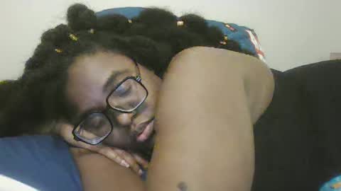 ebonybigtitqueen1 online show from 10/23/25, 07:40