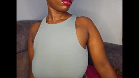 Ebony Melanie online show from 11/08/25, 11:58