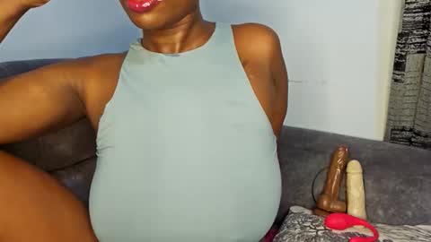 Ebony Melanie online show from 11/30/25, 11:20