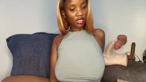 Ebony Melanie online show from 03/11/26, 03:18