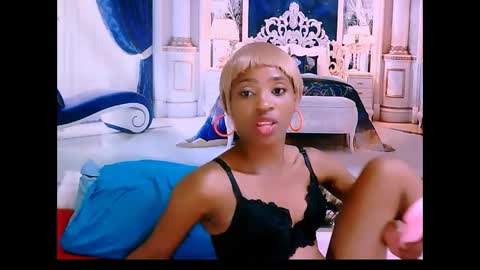 Snapshot of ebonycreamy69 chatting on 02/15/25, 02:26 Nova online show from 02/15/25, 02:26