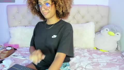 Queen Ebony online show from 02/10/25, 03:35