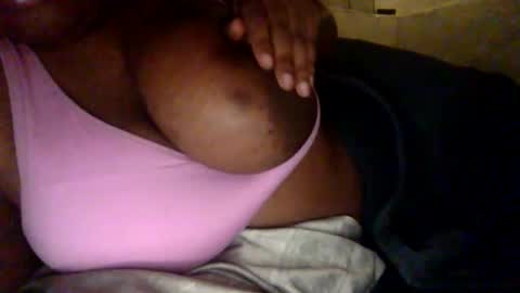 Snapshot of ebonygoddessexy chatting on 11/06/25, 07:42 ebonygoddessexy online show from 11/06/25, 07:42