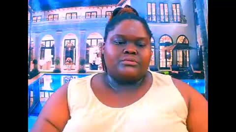 Snapshot of ebonyhotbuns4u2luv chatting on 04/22/26, 06:49 ebonyhotbuns4u2luv online show from 04/22/26, 06:49