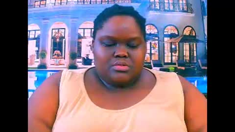 Snapshot of ebonyhotbuns4u2luv chatting on 05/15/26, 07:21 ebonyhotbuns4u2luv online show from 05/15/26, 07:21