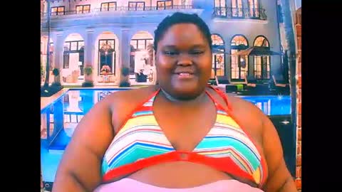 Snapshot of ebonyhotbuns4u2luv chatting on 05/30/26, 07:16 ebonyhotbuns4u2luv online show from 05/30/26, 07:16