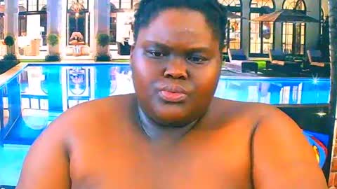 Snapshot of ebonyhotbuns4u2luv chatting on 07/18/26, 12:04 ebonyhotbuns4u2luv online show from 07/18/26, 12:04