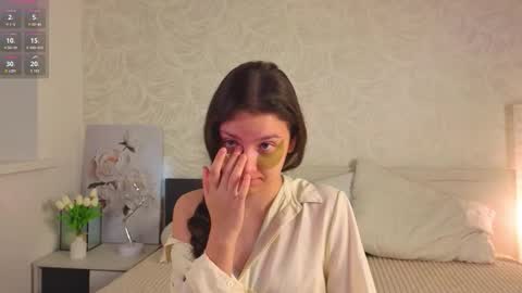 Milly online show from 09/25/25, 03:10