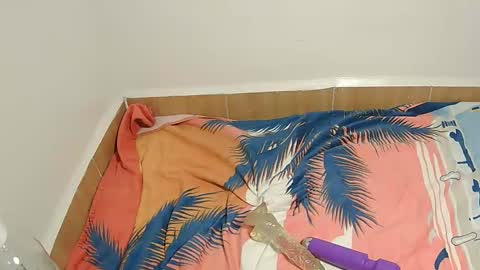 queen online show from 02/26/26, 07:57