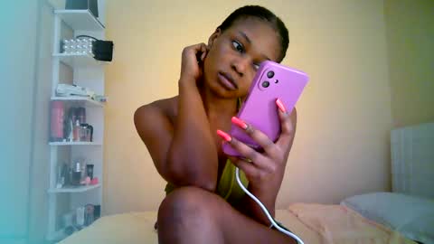 Snapshot of ebonytanqueen chatting on 06/14/26, 03:19 ebonytanqueen online show from 06/14/26, 03:19