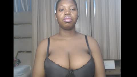 Snapshot of ebonyx_dripqueen chatting on 03/05/26, 06:31 Loveth online show from 03/05/26, 06:31