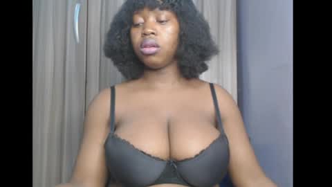 Snapshot of ebonyx_dripqueen chatting on 03/31/26, 06:58 Loveth online show from 03/31/26, 06:58