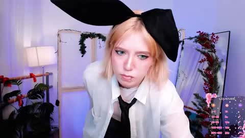 Asuna  Lana  online show from 12/22/25, 06:54