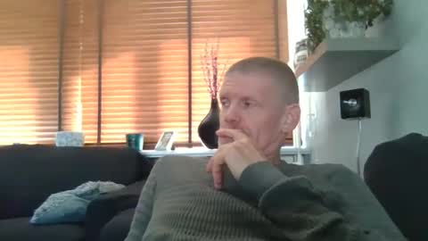 eddie4767 online show from 11/09/25, 10:13