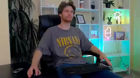Snapshot of eddie_baker chatting on 07/19/26, 01:31 eddie_baker online show from 07/19/26, 01:31