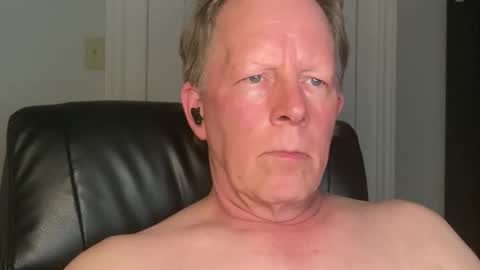 Snapshot of eddygl1968 chatting on 06/06/26, 02:49 Eddy online show from 06/06/26, 02:49