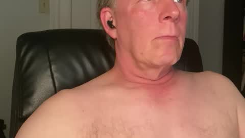 Snapshot of eddygl1968 chatting on 06/08/26, 01:50 Eddy online show from 06/08/26, 01:50