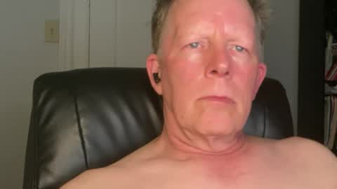 Snapshot of eddygl1968 chatting on 06/30/26, 02:23 Eddy online show from 06/30/26, 02:23