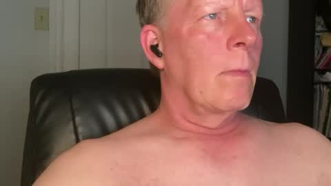 Snapshot of eddygl1968 chatting on 07/02/26, 02:33 Eddy online show from 07/02/26, 02:33