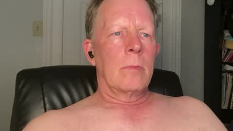 Snapshot of eddygl1968 chatting on 07/07/26, 02:14 Eddy online show from 07/07/26, 02:14