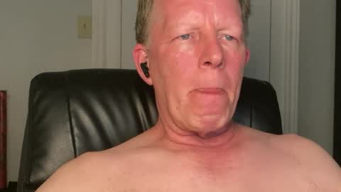 Snapshot of eddygl1968 chatting on 07/11/26, 02:47 Eddy online show from 07/11/26, 02:47