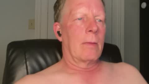 Snapshot of eddygl1968 chatting on 07/13/26, 02:14 Eddy online show from 07/13/26, 02:14