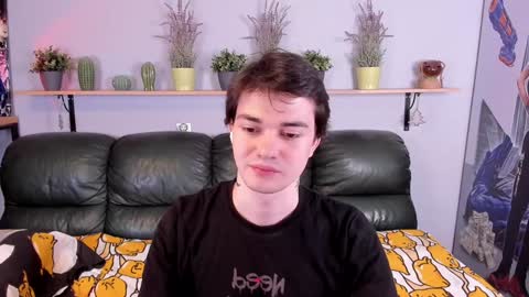 Snapshot of edgar_luck chatting on 12/06/24, 03:52 Edgar online show from 12/06/24, 03:52