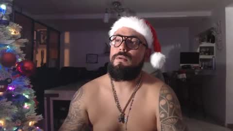 edgarram83 online show from 12/26/24, 03:16