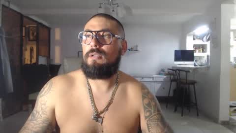 edgarram83 online show from 02/08/25, 02:04