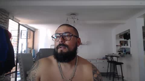 edgarram83 online show from 03/03/25, 06:44