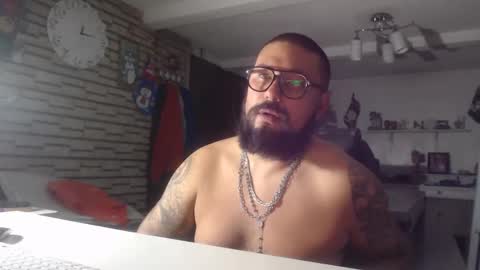 edgarram83 online show from 11/20/25, 06:13