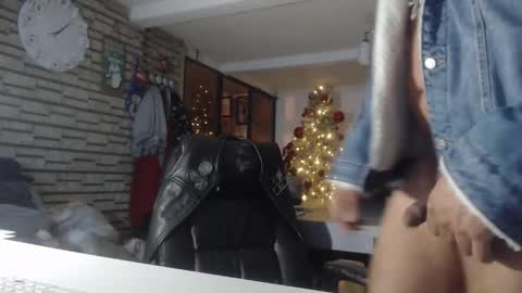 edgarram83 online show from 12/19/25, 02:07