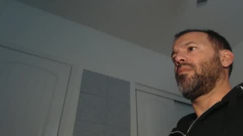 Snapshot of edge_masters chatting on 12/27/24, 11:42 EdgeM online show from 12/27/24, 11:42