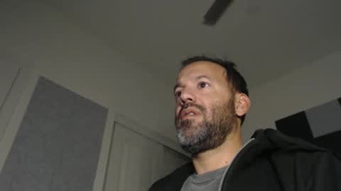 Snapshot of edge_masters chatting on 01/10/25, 02:25 EdgeM online show from 01/10/25, 02:25