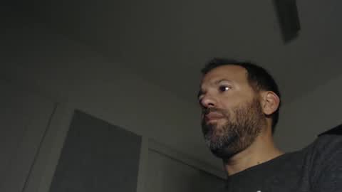 Snapshot of edge_masters chatting on 02/23/25, 02:07 EdgeM online show from 02/23/25, 02:07