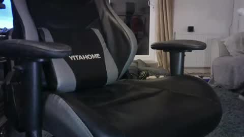 Snapshot of edged_biker chatting on 12/22/24, 12:50 edged biker online show from 12/22/24, 12:50