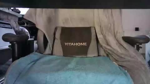 edged biker online show from 11/26/25, 04:52