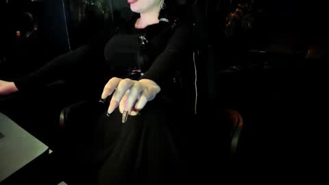 Snapshot of edgequeen69 chatting on 10/26/25, 03:07 EdgeQueen69 online show from 10/26/25, 03:07