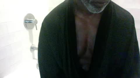 Snapshot of edgingdaddy chatting on 07/18/26, 12:09 Dad online show from 07/18/26, 12:09